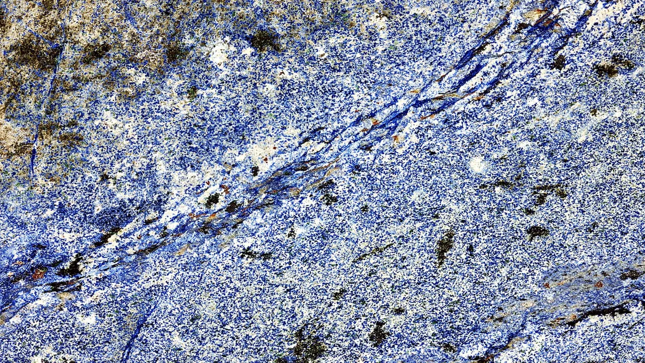 Azul Bahia natural stone veneer swatch