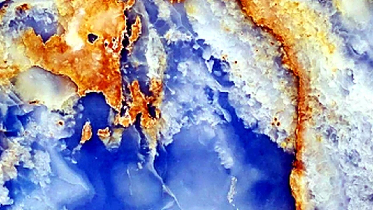 Blue Onyx natural stone veneer swatch