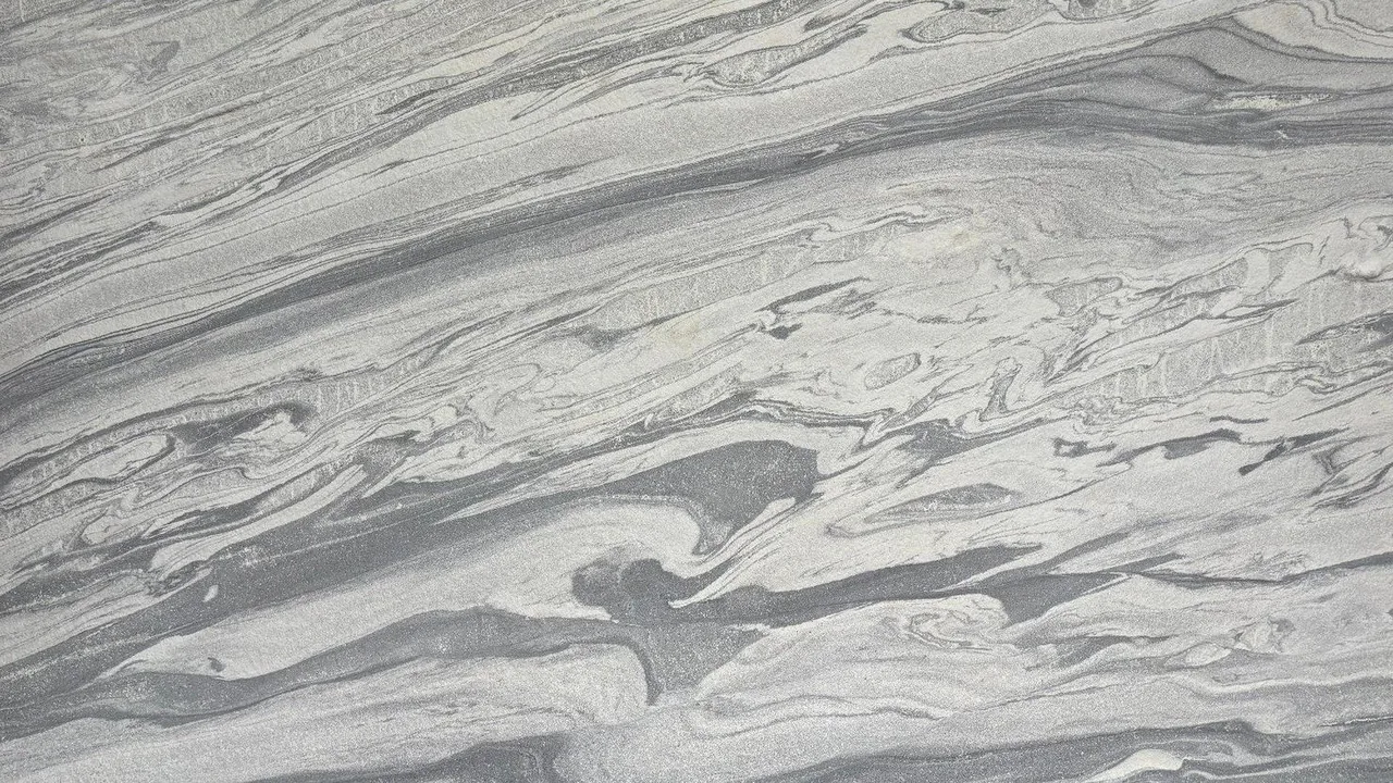 Fantasy White natural stone veneer swatch
